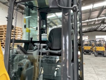 2024MXG Excavator SE28U（2800KG）Yanmar 3TNV80F Diesel Engine, zero-tail swing and boom swing functions mini excavator