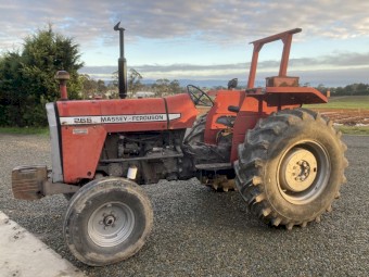 Massey Ferguson 265 Tractor