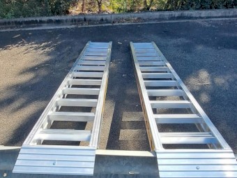 3000KG Aluminium Loading Ramps Heavy Duty 3.2M Set of 2