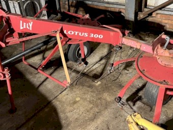 Hay Rake - LELY LOTUS 300 COMBI