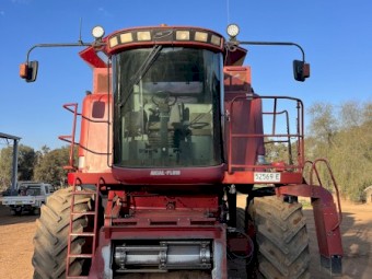 2001 Case IH 2388 Header