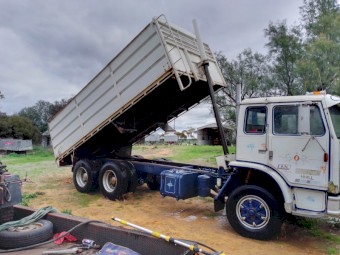 International 1900 Acco Truck 'Best Offer'