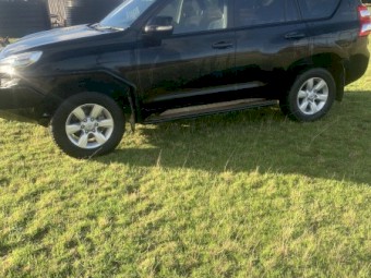 2013 Toyota Land Cruiser parado gxl