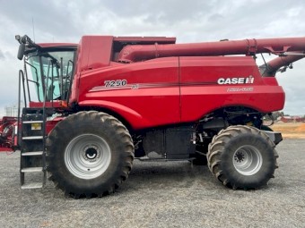 Case IH 7250 Header