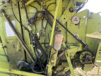 Claas Variant 180 roto cut Round Baler