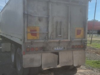 2002 Hamelex Quad Dog Tipper