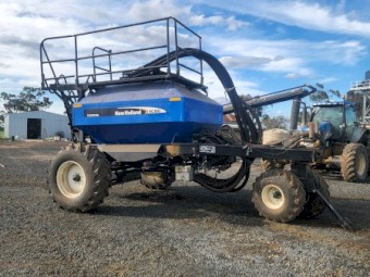 2004 New Holland SC180 Air Cart
