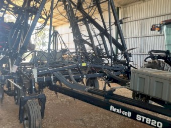 Flexicoil ST820 Air Seeder