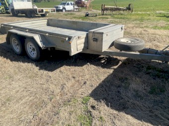 10 x 6 Gal Tandem Trailer 