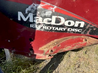2013 MacDon R85 Mower Conditioner