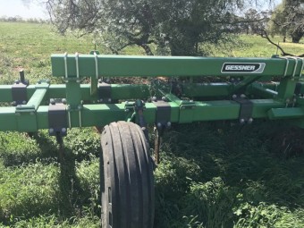 Gessner centre buster 8 m as new 