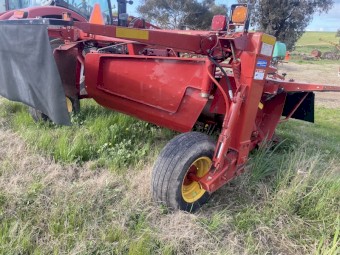 2013 New Holland H7330 Mower Conditioner