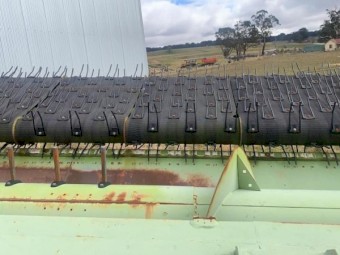 Claas Dominator 98SL Header with Pickup Front