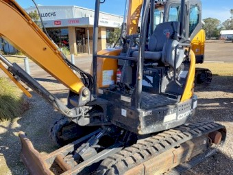 2018 CASE CX37C Mini Excavator