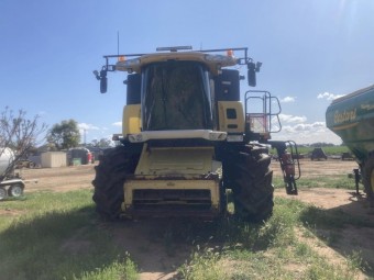 New Holland CX 860 Header