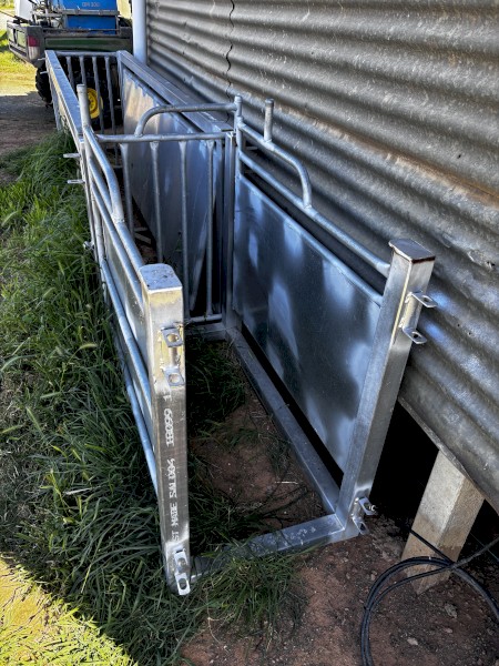 Three way drafting race