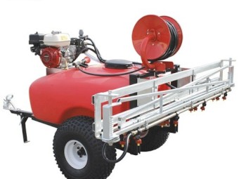 Silvan 300lt motorised trailer, 6m boom & 30m hosereel