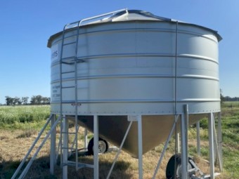 Ahrens 36m3 (29t) field bin