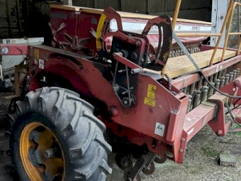 Duncan Enviro 23 row multi-seeder