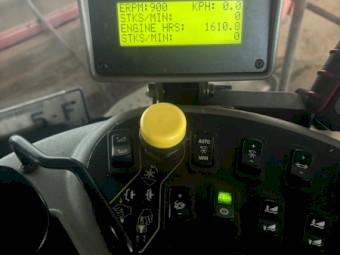 Case IH 2303 Windrower