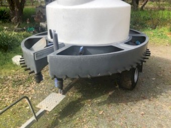 Milkbar 50 Teat Calf Feeder