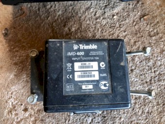 Trimble FM 750 with mechanical steering