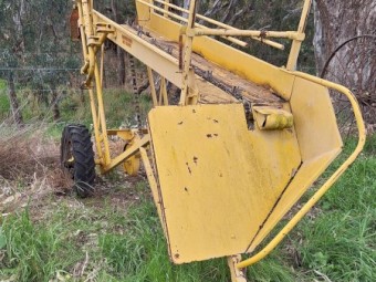 Connor Shea MC Range small bale loader