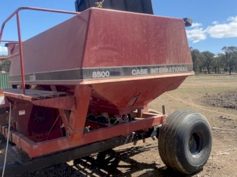 Case 8500 Air Seeder Cart