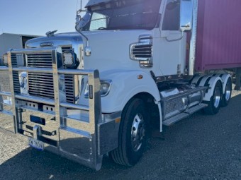 2017 Freightliner Coronado Prime Mover