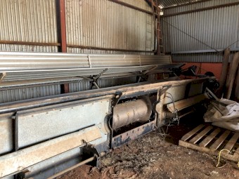 1980 Gleaner L2 Header with 24ft Bat Reel