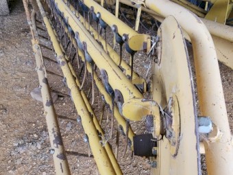 Vermeer R-23 Roller Bar V Rake