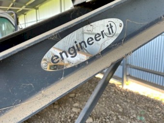 Fertiliser belt/elevator