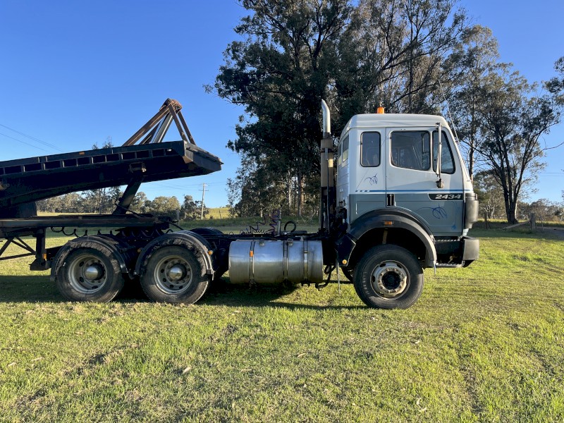 1995 Mercedes 2434 Prime Mover