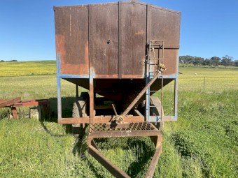 Grain Feeder Filling Trailer 