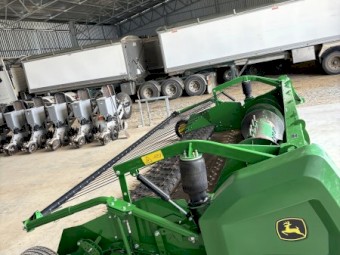 John Deere BP 15