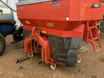 Kuhn 50.1 Spreader - PRICE REDUCED