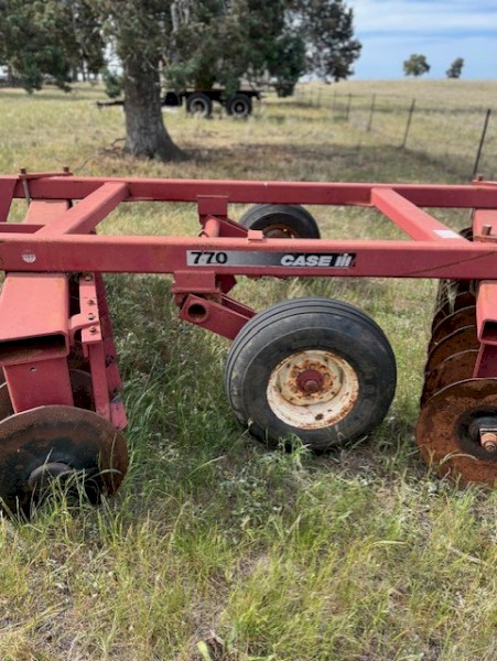 Case 24 Plate 770  Offset Disc.