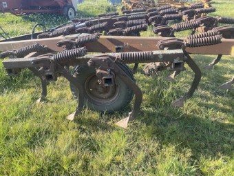 International 2-10 23 Tyne Scarifier 