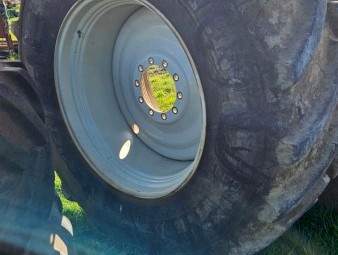 Tractor Wheels and Tyres 900 60R 42, 34" Rim