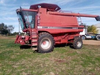 2000 Case IH Header 2388 Header with Front