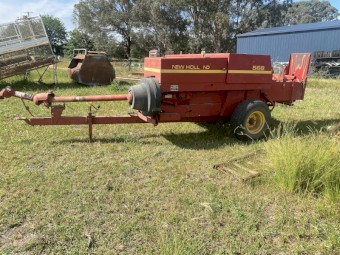New Holland 568 Small Square Baler