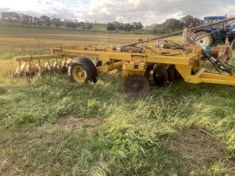 Countrywide Industries 6-4 28 plate Disc Plough 