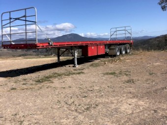1994 Krueger 44ft Road Train Lead Trailer.