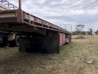 2006 Southern Cross 45ft Road Train Lead Trailer.