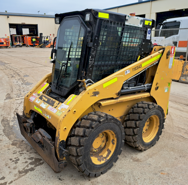2016 Caterpillar 226B Skidsteer Loader