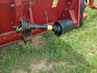 2001 Case IH 2015 Pickup Front