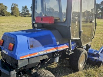 Iseki 4x4 commercial mower