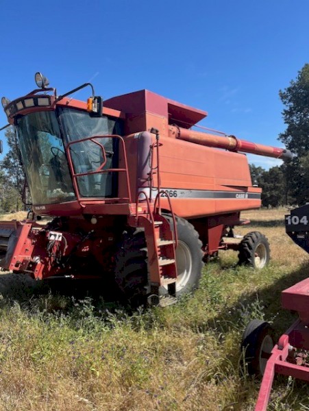  2005 Case 2366 Header in good order