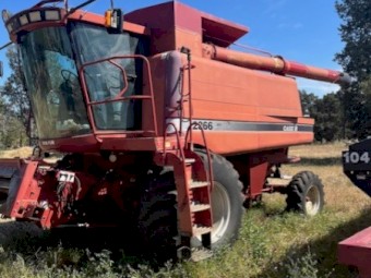  2005 Case 2366 Header in good order