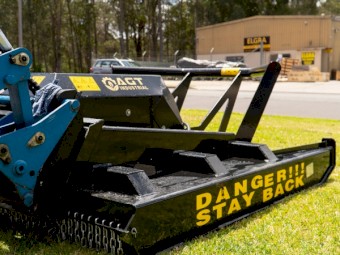 4 Blade Slasher Elgra helping you slash through your tasks effortlessly.